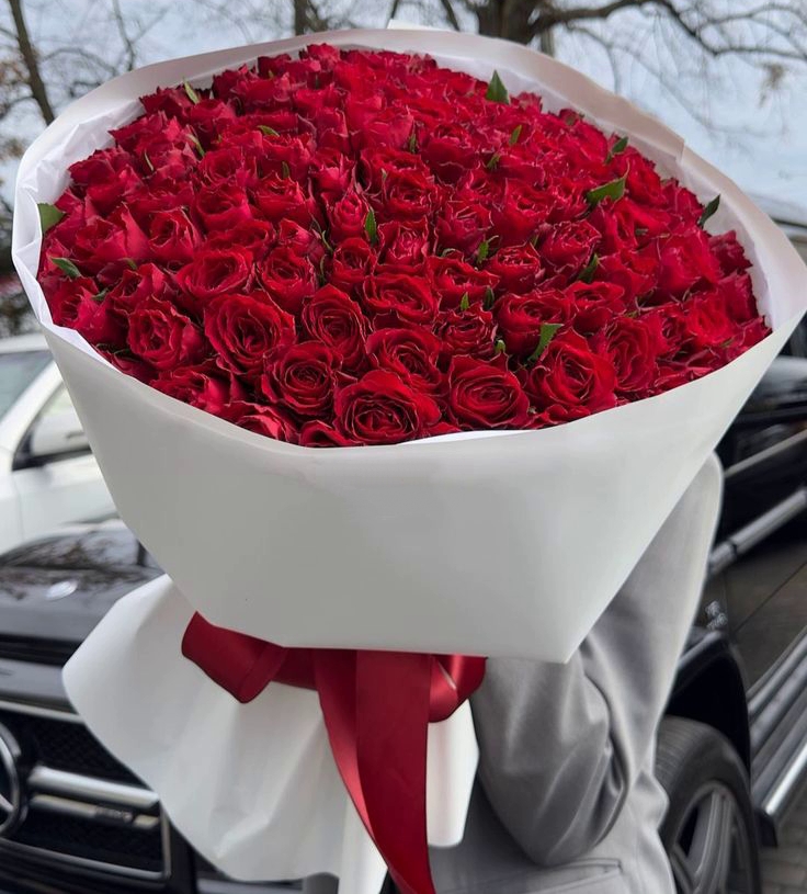 Акция! 101 красная роза Premium 50 см.