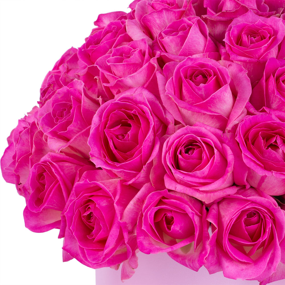 Букет из 51 малиновой розы premium в розовой шляпной коробке