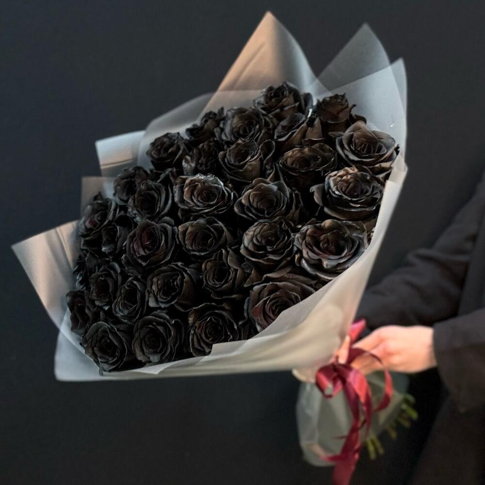 Букет из 31 черной розы Эквадор