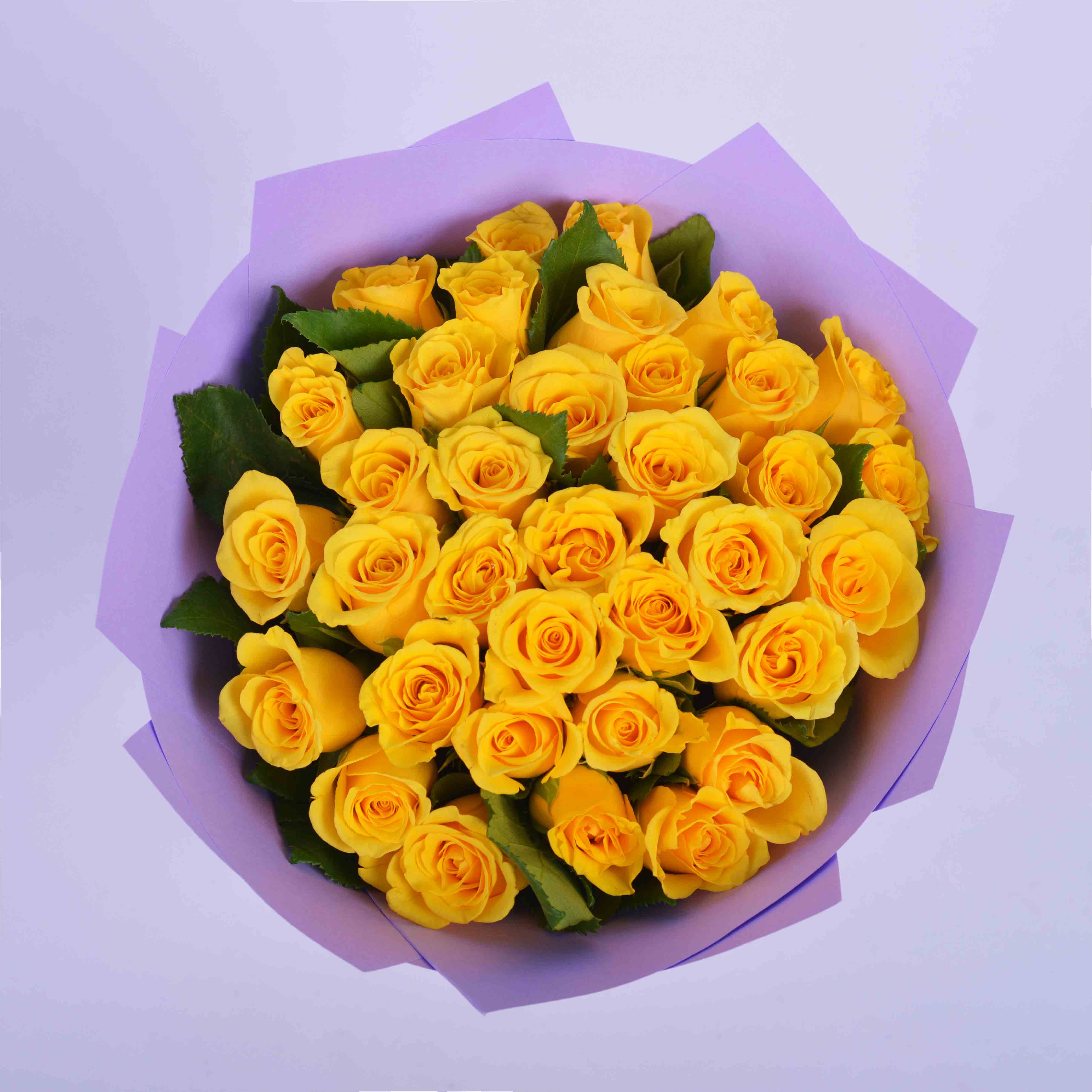 Букет из 25 желтых роз